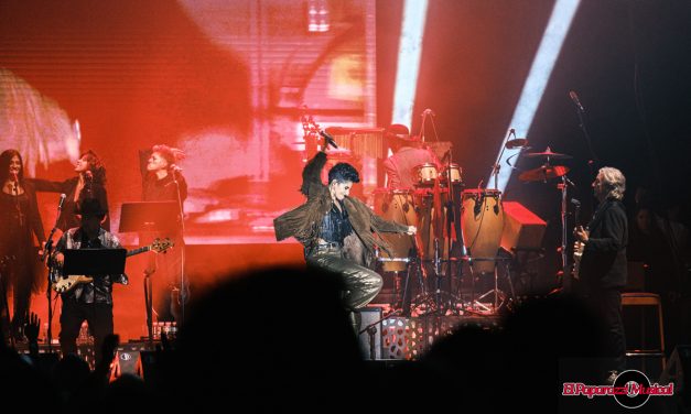 Arriba los corazones