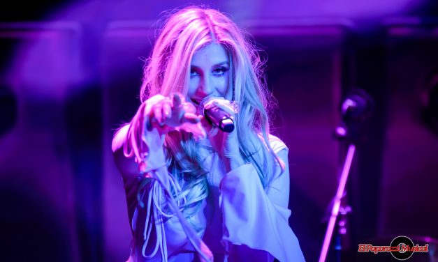 Samantha presentó su disco “Antídoto” en su primer concierto del “Antidotour” el sábado 20 de enero en la Sala del Wizink Center en Madrid.