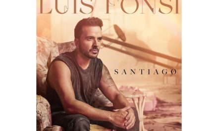 Luis Fonsi continúa «El Viaje» musical con el estreno de su nuevo single «Santiago».