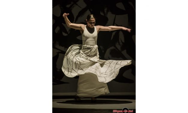 Sara Baras presenta «Vuela», un homenaje al guitarrista Paco de Lucía.