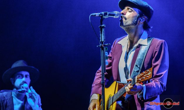 Sidecars aterriza en el Circo Price con el “Modo Avión Teatro Tour”.