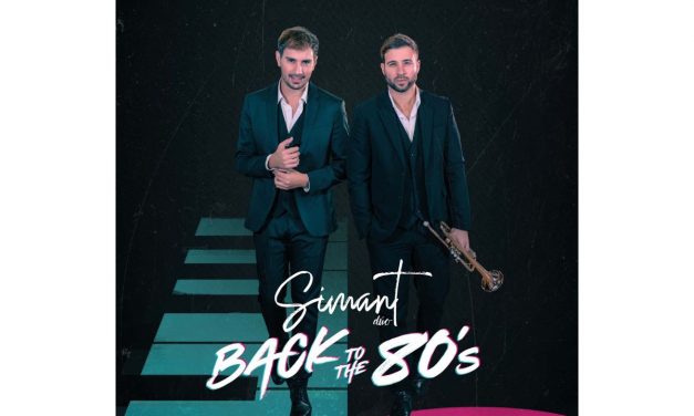 Simant Dúo homenajea a la música de los ochenta en su nuevo álbum.